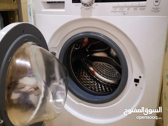 Hitache 7 - 8 Kg Washing Machines in Muscat