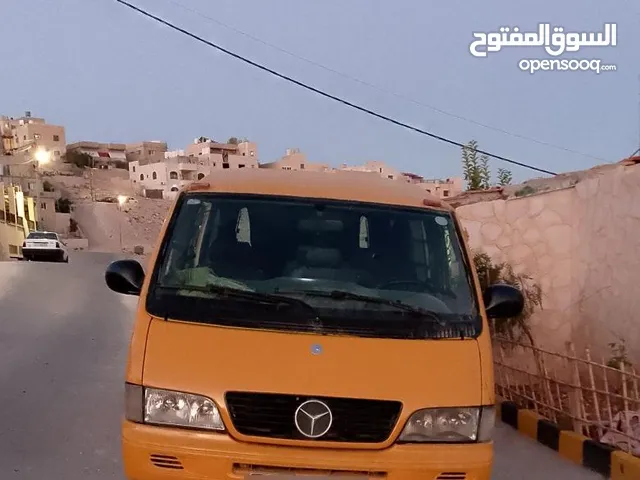 باص مرسيدس
