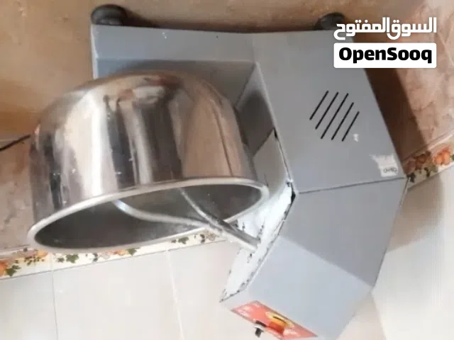 عجانة تركية مستخدمة حالة ممتاذة جدآ جدآ مرفق الصور و فيديو وهي تعمل