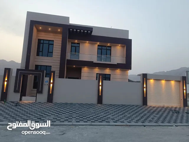 360 m2 4 Bedrooms Villa for Sale in Muscat Amerat