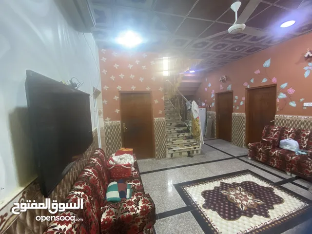 315 m2 More than 6 bedrooms Townhouse for Sale in Basra Zubayr