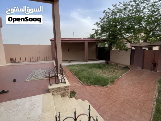 فيلا ارضية للايجار