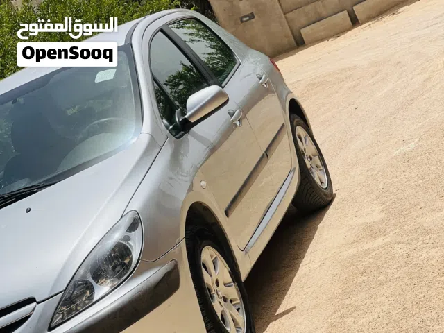 2003 بيجو 307 XT