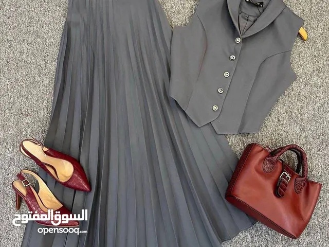 فستان وتنووره
