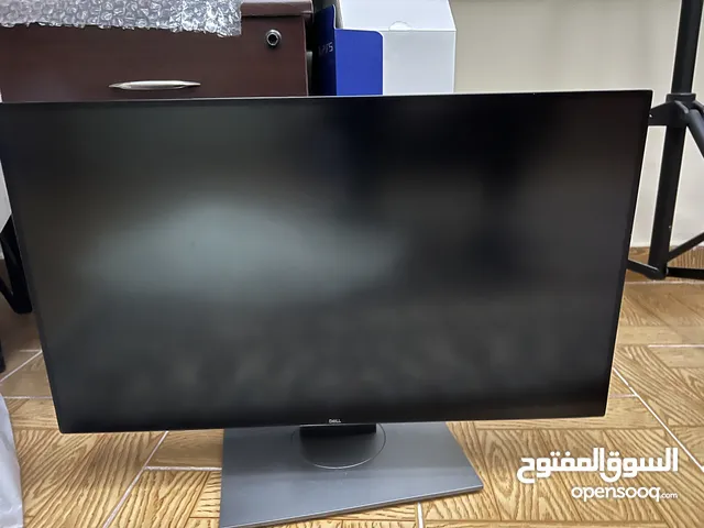  Dell monitors for sale  in Kuwait City