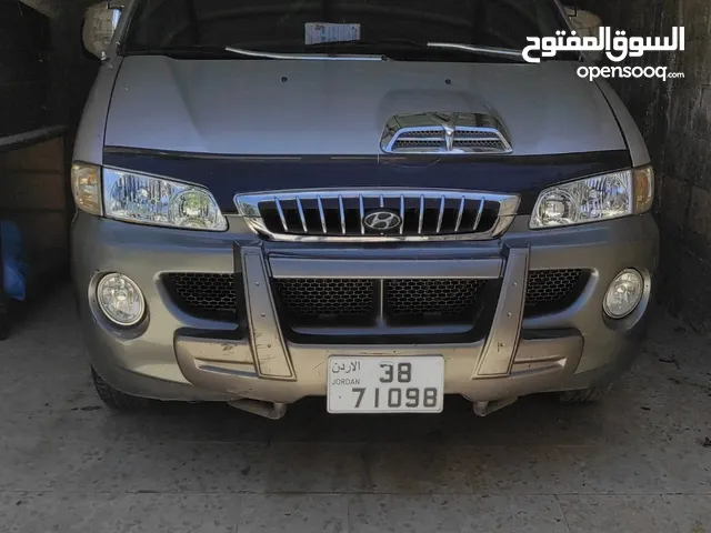 Hyundai H1 2002 in Mafraq