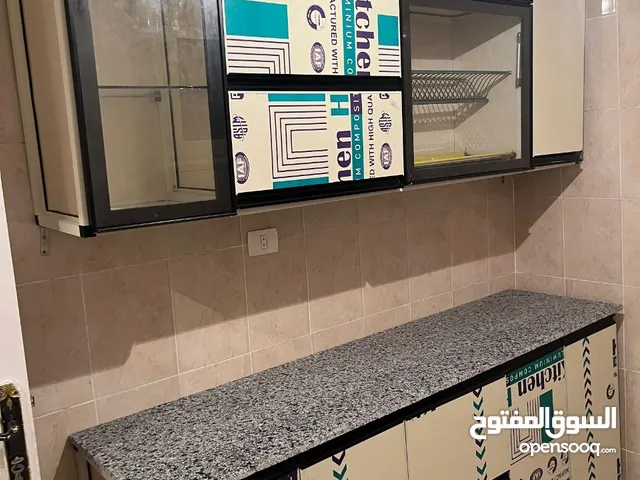 المطبخ الجامبو ألوميتال عموله درجه أولي بضمان خمس سنين.