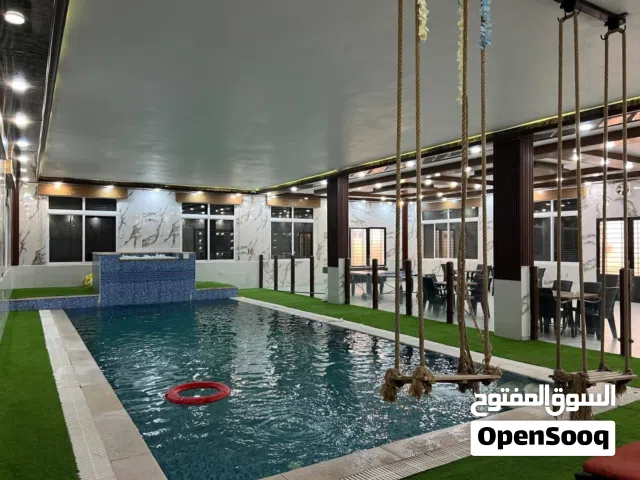 شاليه تولاي (مغلق بلكامل+مسبح مدفى+جاكوزي) عمان،طريق المطار من المالك مباشره