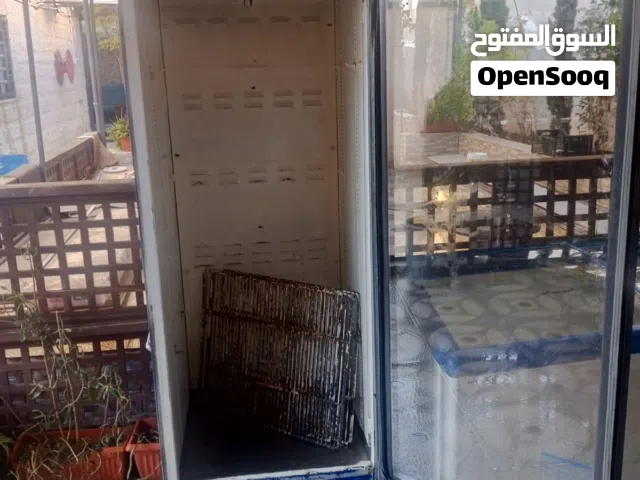 ثلاجة بيبسي للبيع