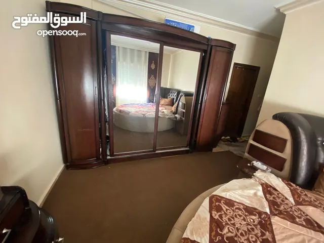غرفة نوم وطقم كورنر وسفرة منفصيلن او كوم