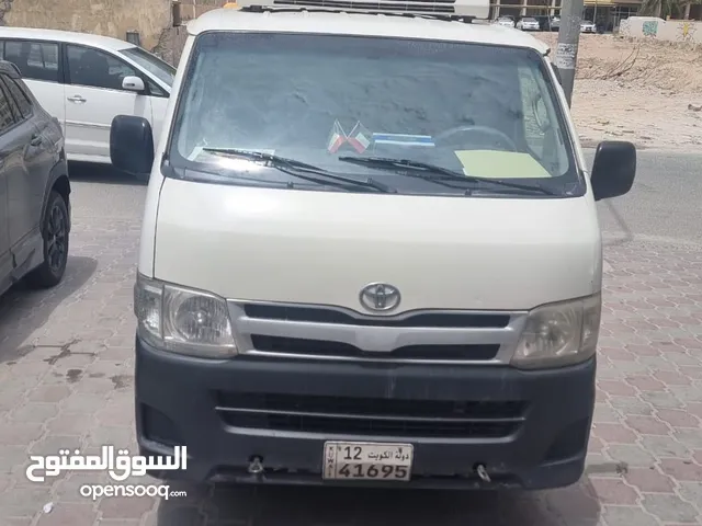 Toyota Hiace 2013 in Al Ahmadi
