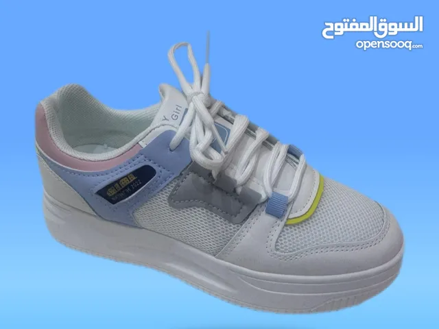 حذاء نسائي رياضي خفيف نوعيه ممتازه مريح للرياضه والمشي