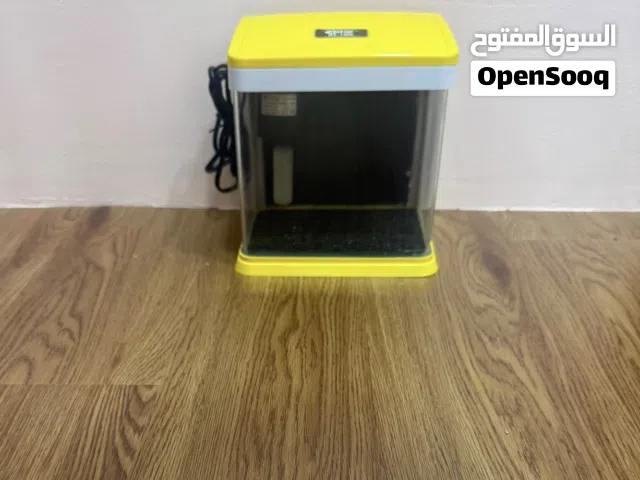 للبيع حوض سمك صغير