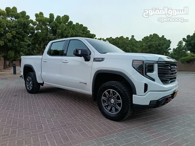 جي ام سي سيرا AT4 وكالة عمان الشكل الجديد