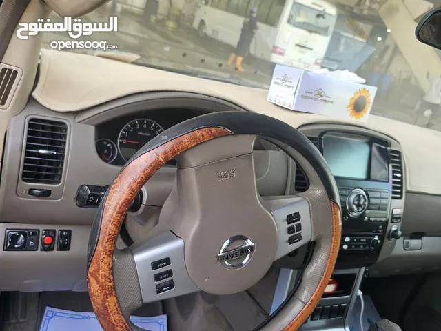 سياره نيسان باثفندر 2011