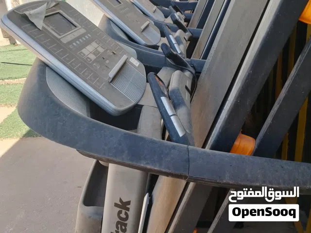السلام عليكم ورحمه الله عندي 3 سير الرياضي