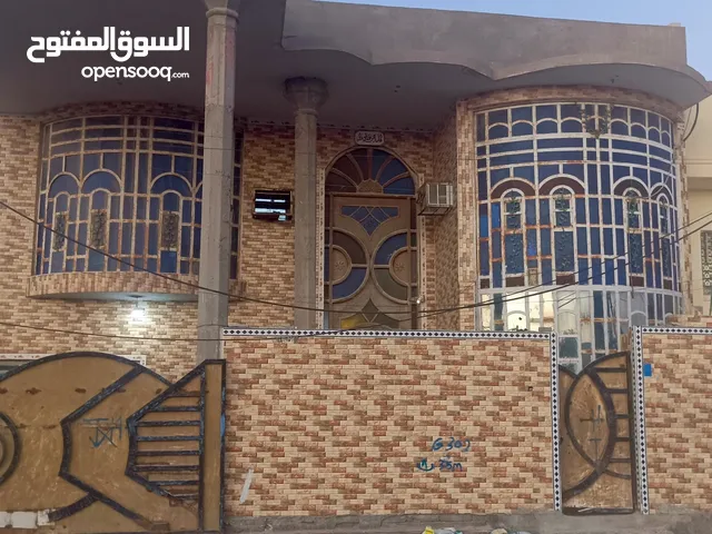 240 m2 5 Bedrooms Villa for Sale in Basra Qibla