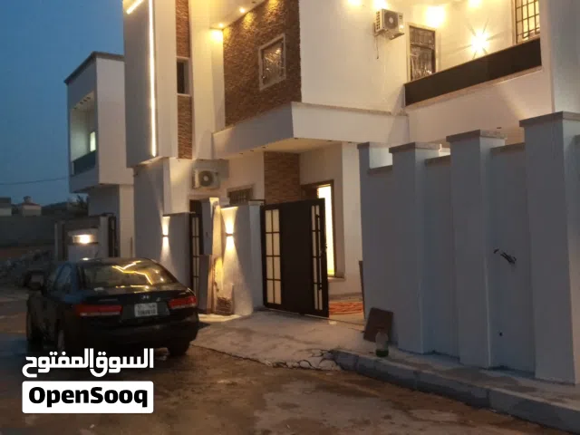 310 m2 More than 6 bedrooms Townhouse for Sale in Tripoli Salah Al-Din