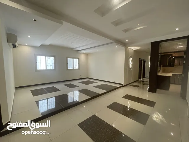 219 m2 More than 6 bedrooms Apartments for Rent in Jeddah Az Zahra