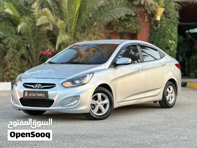 2012 Hyundai Accent GLS