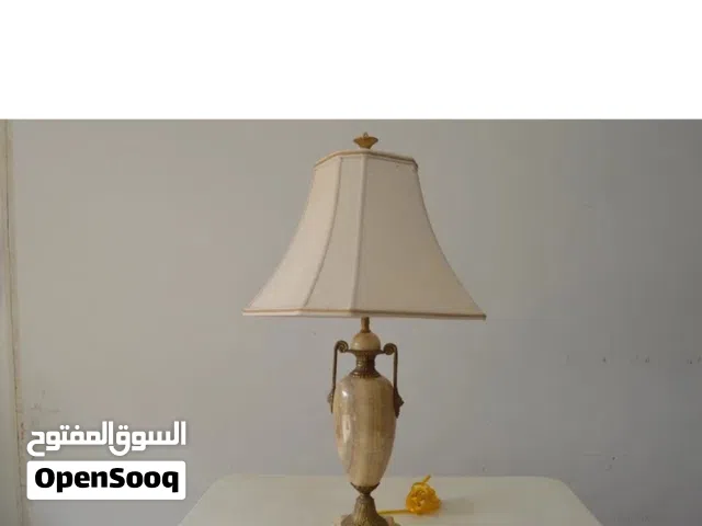 قطعه كلاسيكيه مصباح برونز مع المرمر الصلب قطعه فنيه نادره