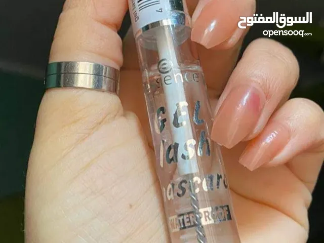 الحقي عرض ماسكرا essence الشفافة