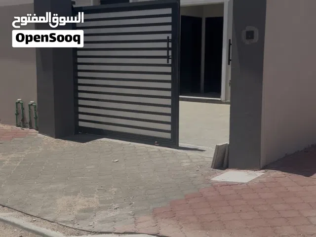 السلام عليكم.. بيت في مجمع النرجس/موظفي البلدية