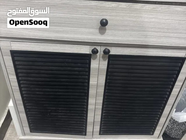 للبيع كبيت احذيه