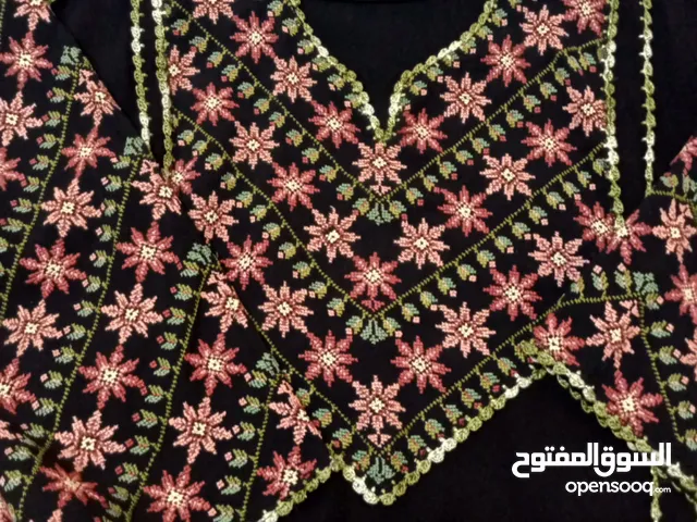 ثياب يدوي جديده غير مستعمله ابدا