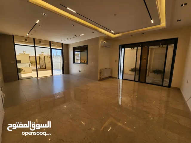 200 m2 3 Bedrooms Apartments for Sale in Amman Al-Shabah