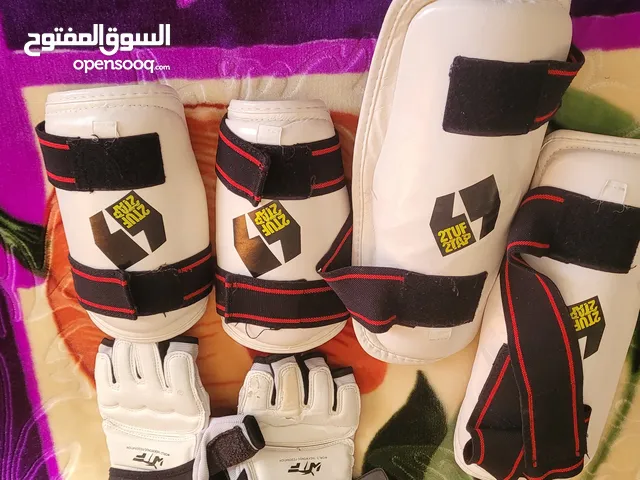 بدلة تايكوندو واقيات  تايكوندو الواقيات