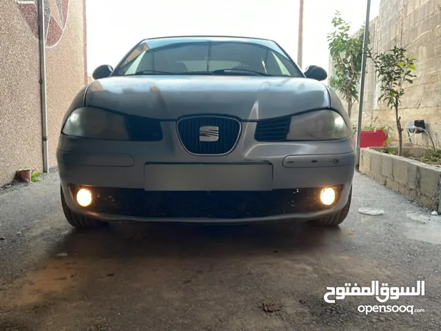 سيات قرطبة للبيع جير عادي ماتور 1400 بنزين ماتور جير ممتاز