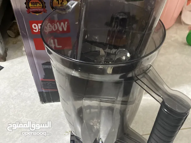 خلاط جديد بكرتونه مع الضمان شامل التوصيل بيعه سريعه ليوم فقط