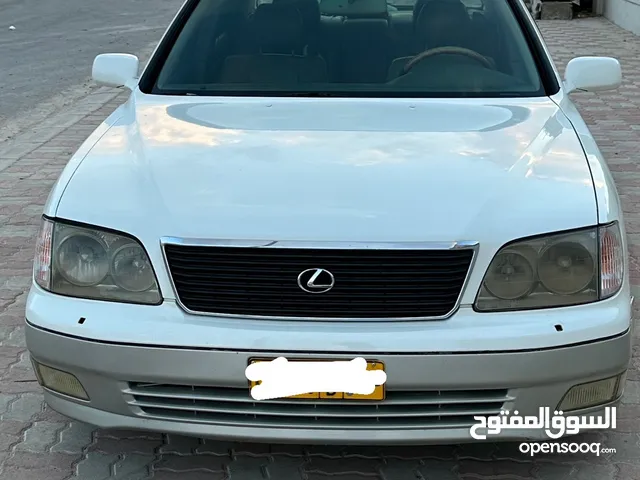 Lexus LS LS 400 in Dhofar