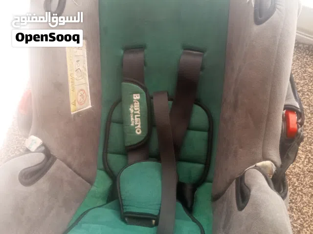 للبيع Car seat و كرسي طعام
