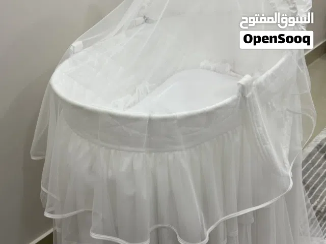 سرير اطفال