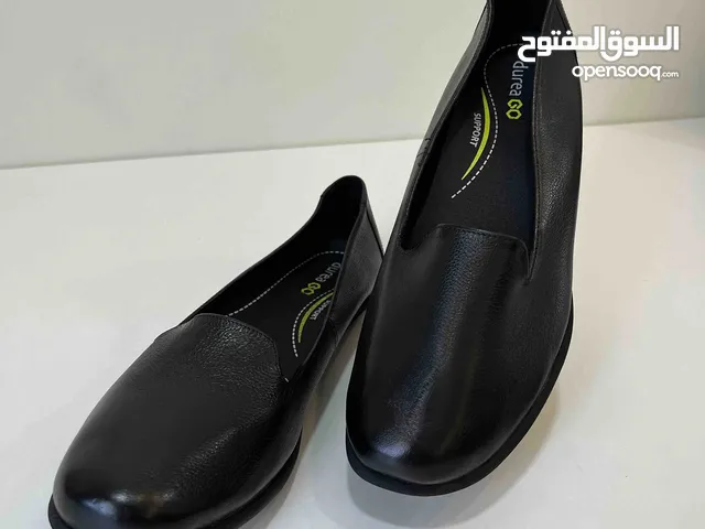 Women's Leather Slip-ons Black