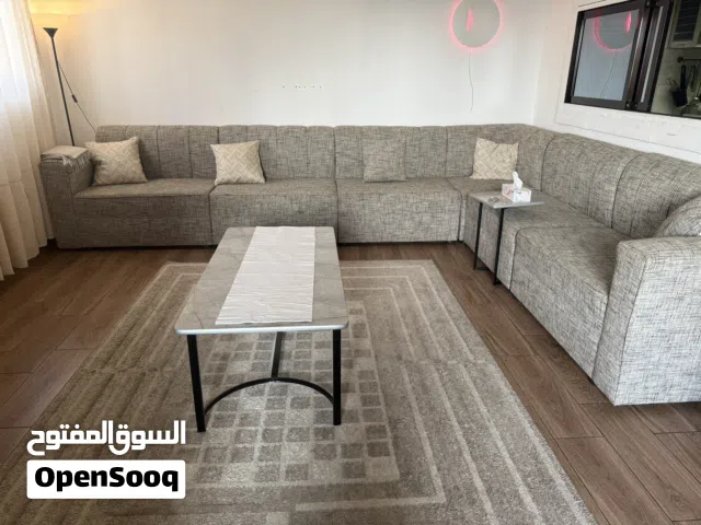 كنب للبيع نظيف جدا