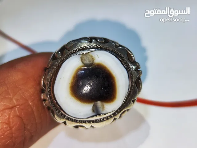جزعة بقرية ابيض واسود انتيك نوادر الجزع سعرها بيهه مجال بسيط جدآ
