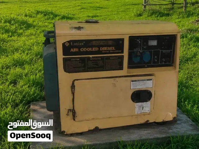 مولد كهربائي