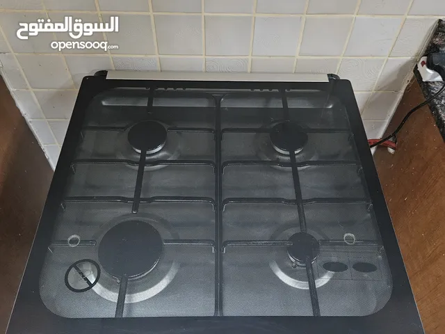 New looking Super General 4 burner gas stove with Auto Oven - 87 cms tall - very well maintained