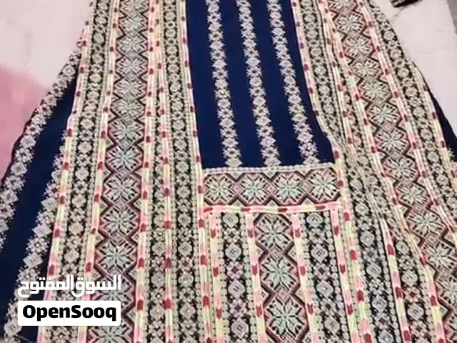 ثوب مطرز ماكنة