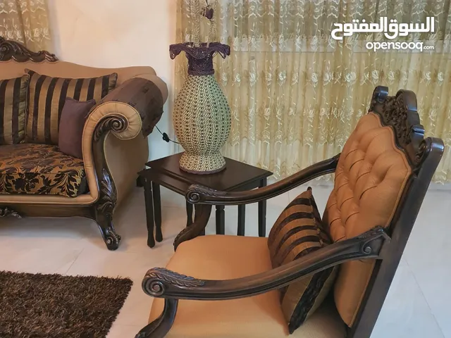 كنابايات مع الطرابيزة