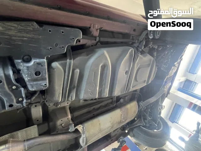 محرك تويوتا 2012 مع كمبيو  المحرك مخلط زيت ومية  محرك تويوتا راف 4 حتي هو مخلط  الجاد الشراء ايكلمني