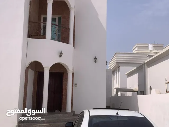 Unfurnished in Muscat Al Maabilah
