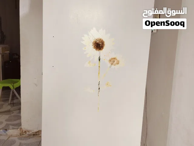 ثلاجه وفريزر سوه من الاعلى تبرد ومن الاسفل تجمد