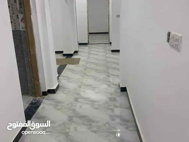 250 m2 2 Bedrooms Villa for Rent in Basra Yaseen Khrebit