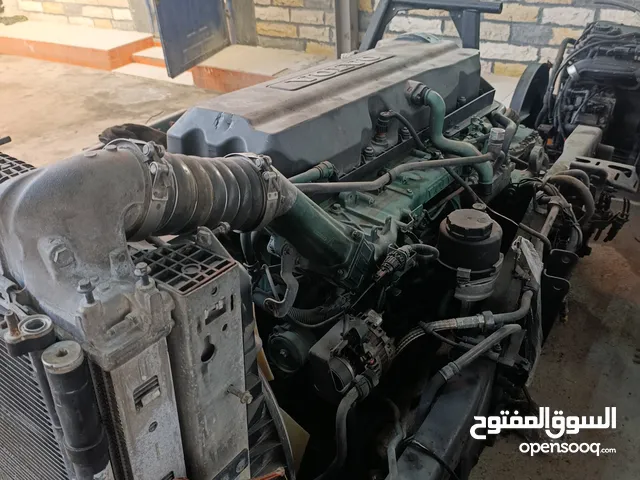 حركات فولفو D11وD7 وجير 6 غيار 8 غيار للبيع