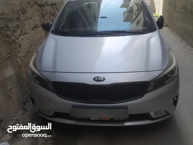 سيارة مستعملة للبيع موديل 2016 كيا سيراتو
