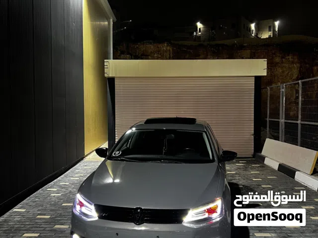 2012 فولكسفاغن جيتا Standard